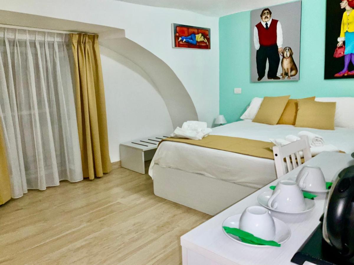 'A Room De' Scugnizzi เนเปิลส์ ภายนอก รูปภาพ