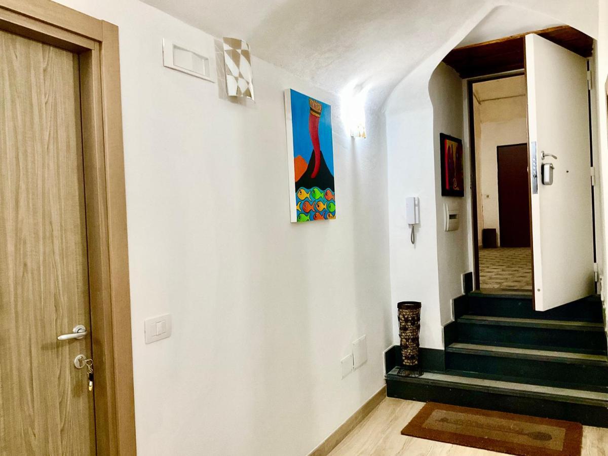 'A Room De' Scugnizzi เนเปิลส์ ภายนอก รูปภาพ